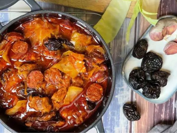 Bigos - ein polnischer Krauteintopf