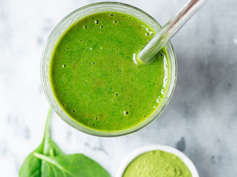 Smoothie mit Moringa Pulver