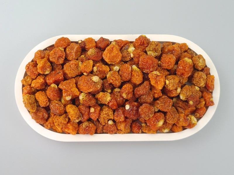 Physalis getrocknet in einer Schale von oben