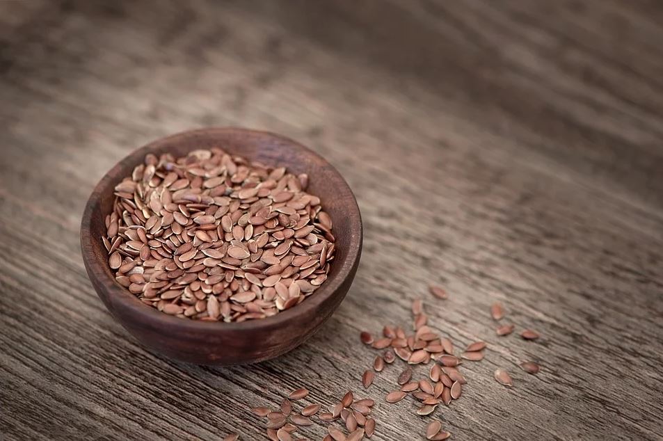 Leinsamenmehl aus ganzen Bio Leinsamen Leinsamenmehl aus ganzen Bio Leinsamen