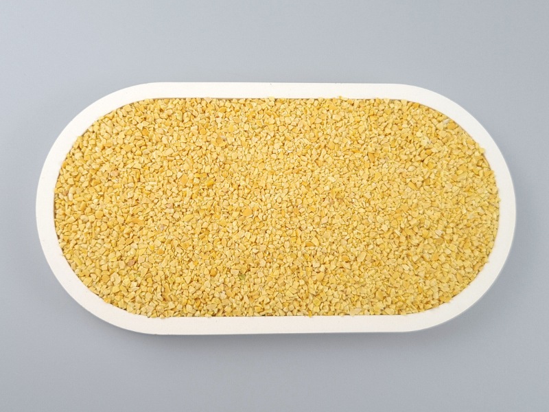 Bio Lupinenschrot in einer Schale von oben