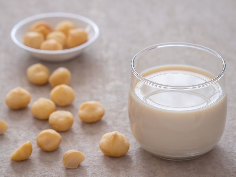 Macadamia Milch aus Bio Macadamia Nüsse