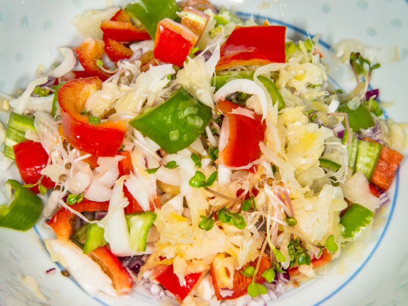 rohes-sauerkraut-als-salat