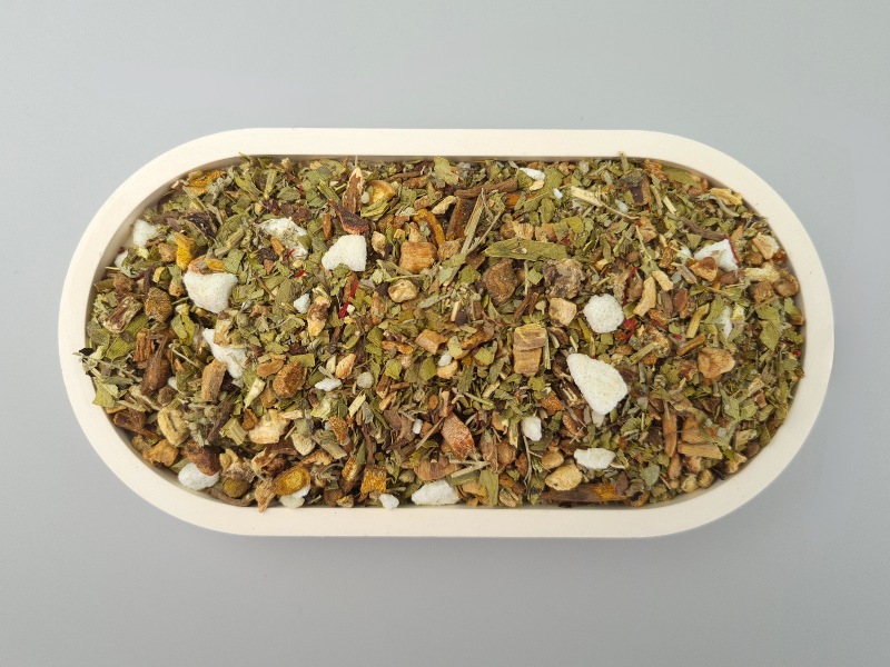 Schwedenbitter in der Schale von oben