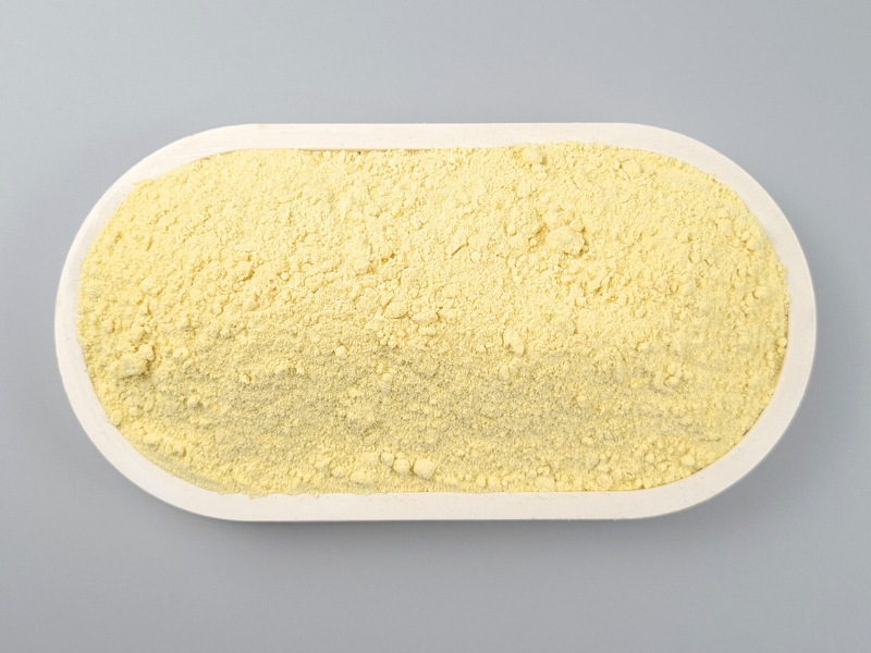 Bio Süßlupinenmehl in einer Schale von oben