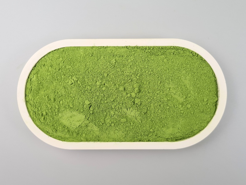 Bio Matcha Pulver in Schale