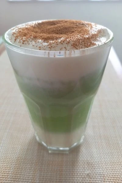 Matcha Latte mit Bio Matcha Pulver