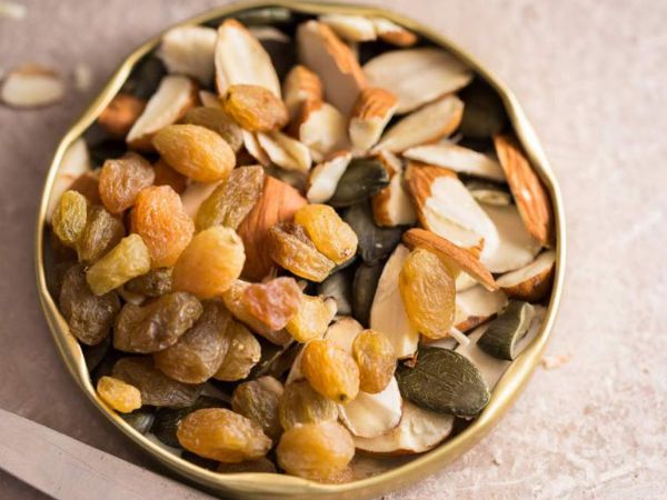 Herbstlicher Kaki-Kürbis Salat