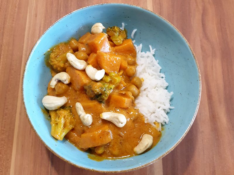 Süßkartoffel-Kokos-Curry