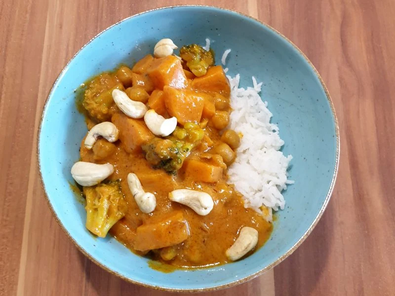 Süßkartoffel-Kokos-Curry
