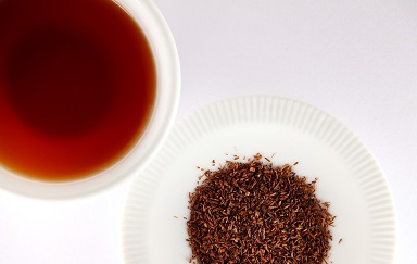 Roter-Rooibos-als-Rotbuschtee